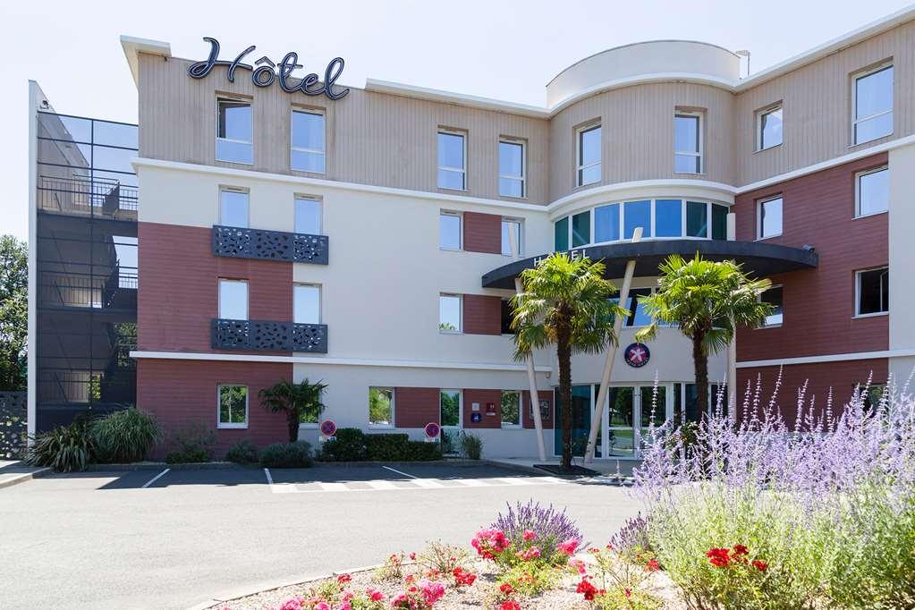 The Originals Boutique Hotel Restaurant Saint James, Монтегю Экстерьер фото