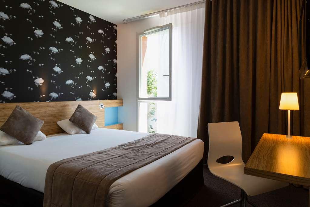 The Originals Boutique Hotel Restaurant Saint James, Монтегю Номер фото