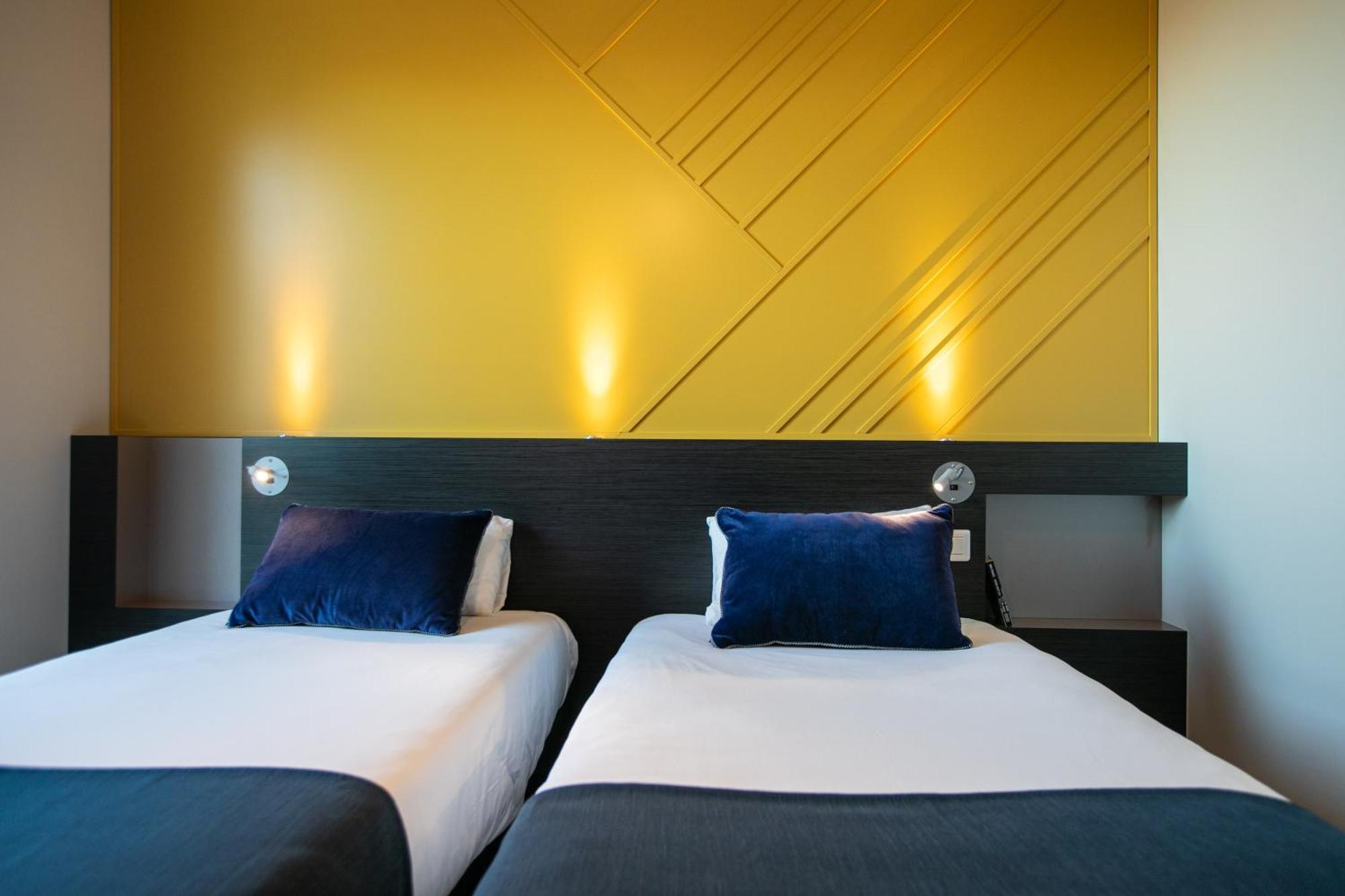 The Originals Boutique Hotel Restaurant Saint James, Монтегю Экстерьер фото