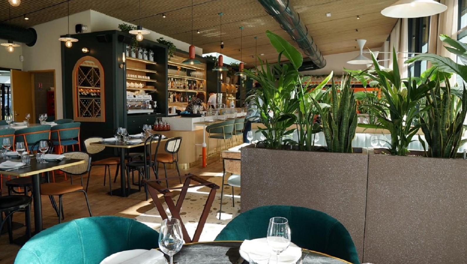 The Originals Boutique Hotel Restaurant Saint James, Монтегю Экстерьер фото